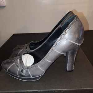 Bottega Veneta Dark Grey Pumps